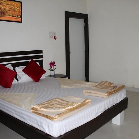 Ambhai Farmhouse Hotel Wada Exterior photo